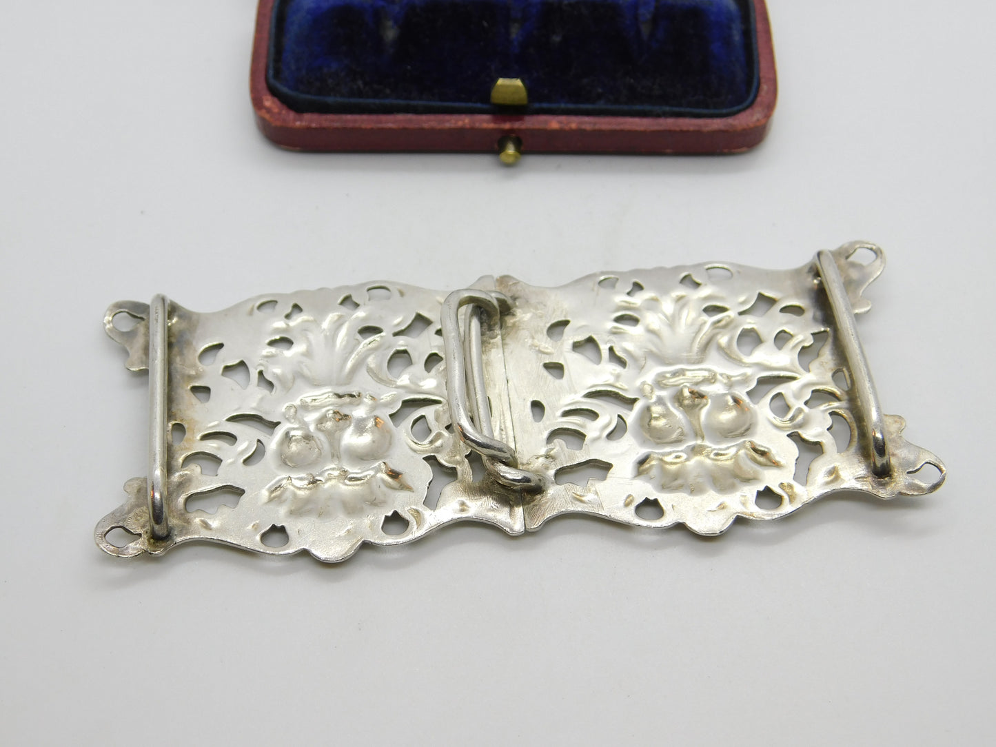 Edwardian Sterling Silver Nurses Buckle Green Man Pattern Antique 1905