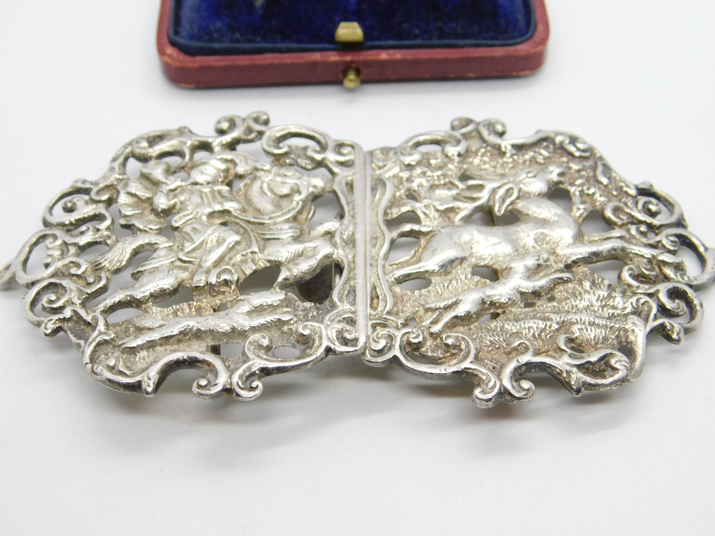 Edwardian Sterling Silver Medieval Hunting Scene Nurses Buckle 1903 Birmingham