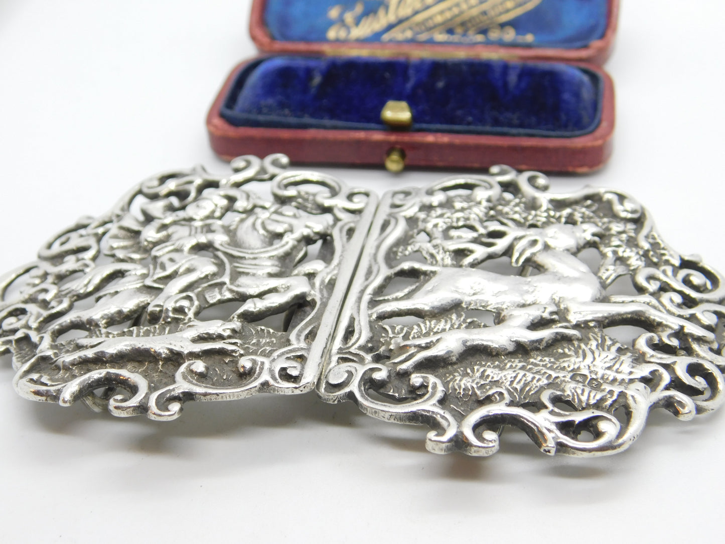 Victorian Sterling Silver Stag Hunting Scene Nurses Buckle 1899 Birmingham