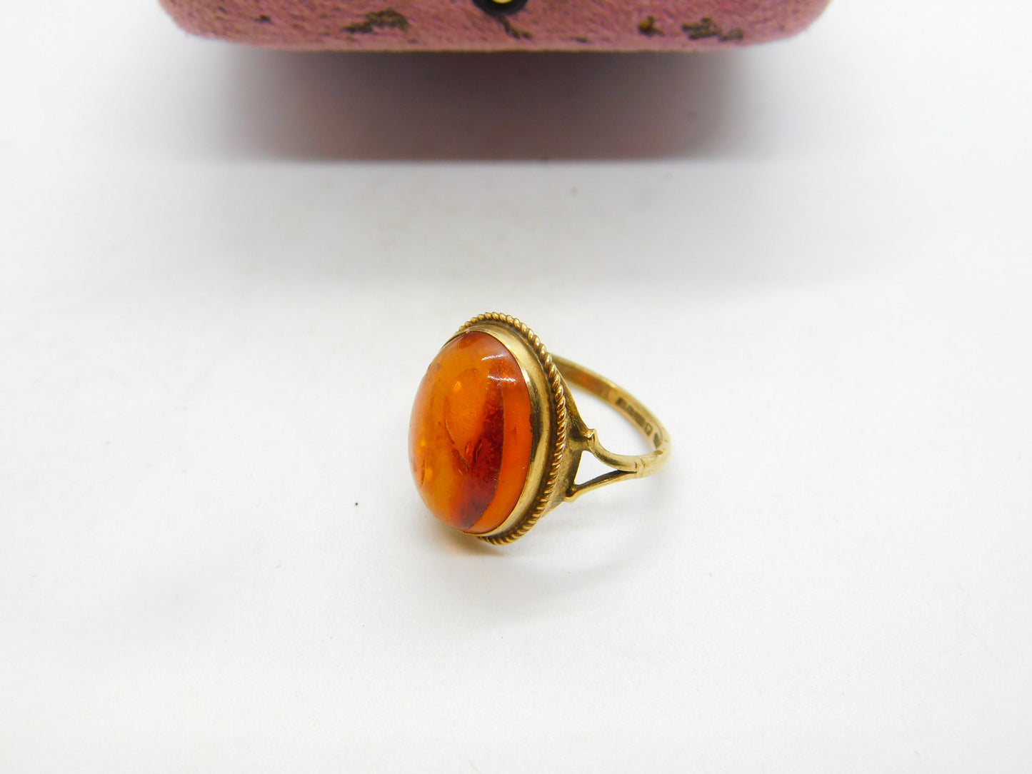 9ct Yellow Gold Cabochon Baltic Amber Signet Ring 1978 Birmingham Vintage