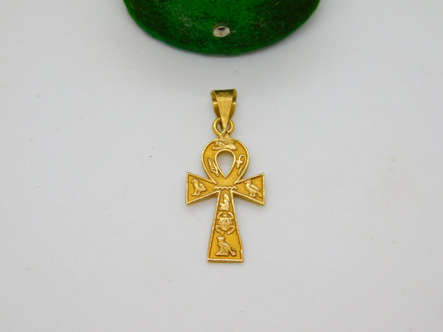 Egyptian 18ct Yellow Gold Ankh Cross Drop Pendant Vintage c1960 Arabic Marks