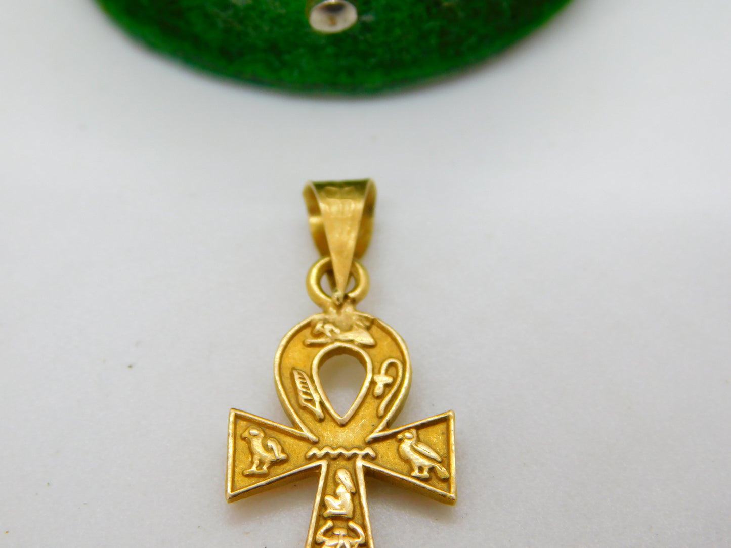 Egyptian 18ct Yellow Gold Ankh Cross Drop Pendant Vintage c1960 Arabic Marks