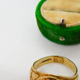 9ct Yellow Gold Blue Cabochon Cambridge University Graduation Ring Vintage 2002