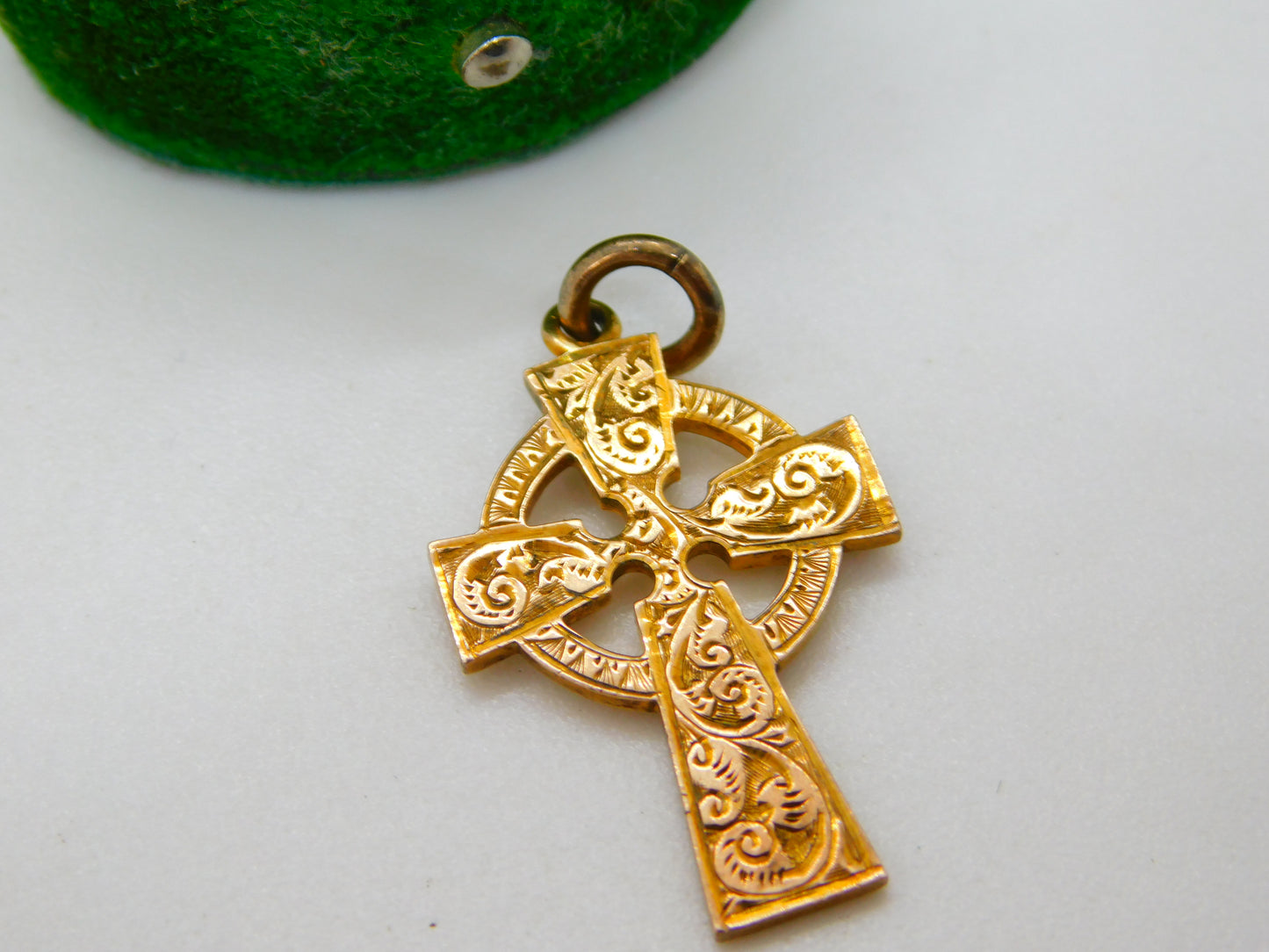 9ct Yellow Gold Floral Pattern Celtic Cross Pendant Antique 1911 Birmingham