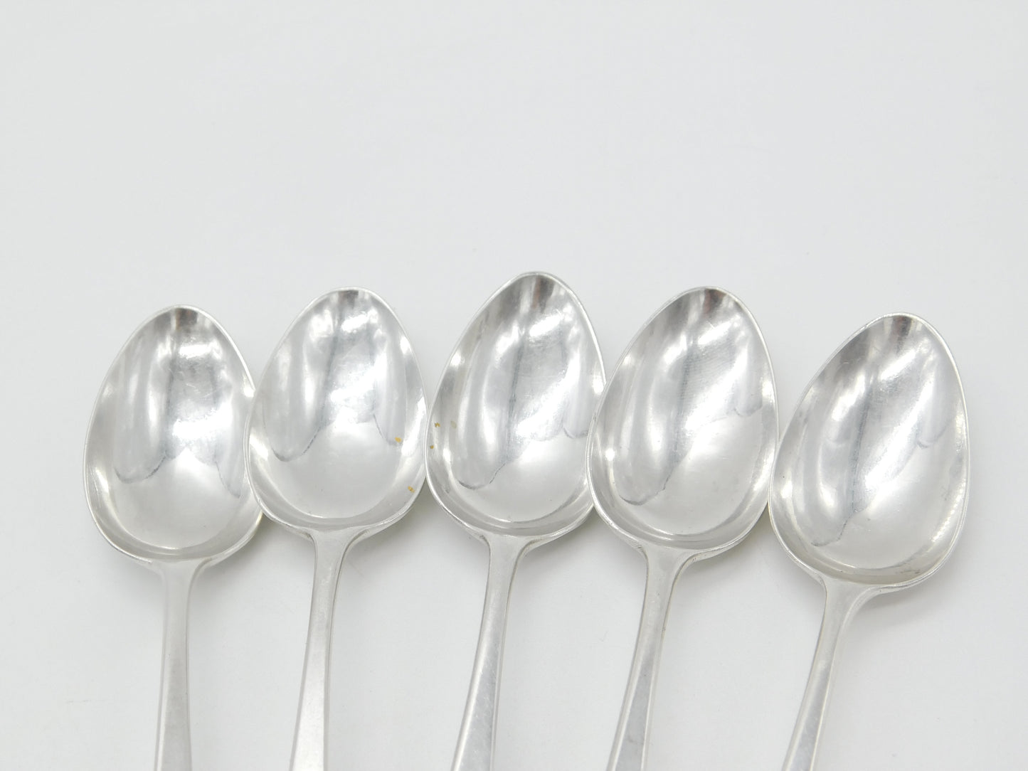 Hester Bateman Georgian Set of Sterling Silver Bright Cut Teaspoons 1785 London