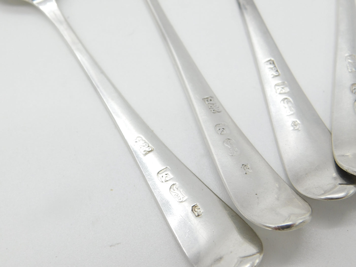 Hester Bateman Georgian Set of Sterling Silver Bright Cut Teaspoons 1785 London