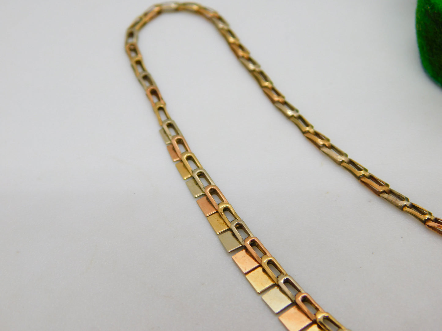 9ct Tri-Colour Gold Shimmering Chain Necklace Vintage 1994 London 40cm Length