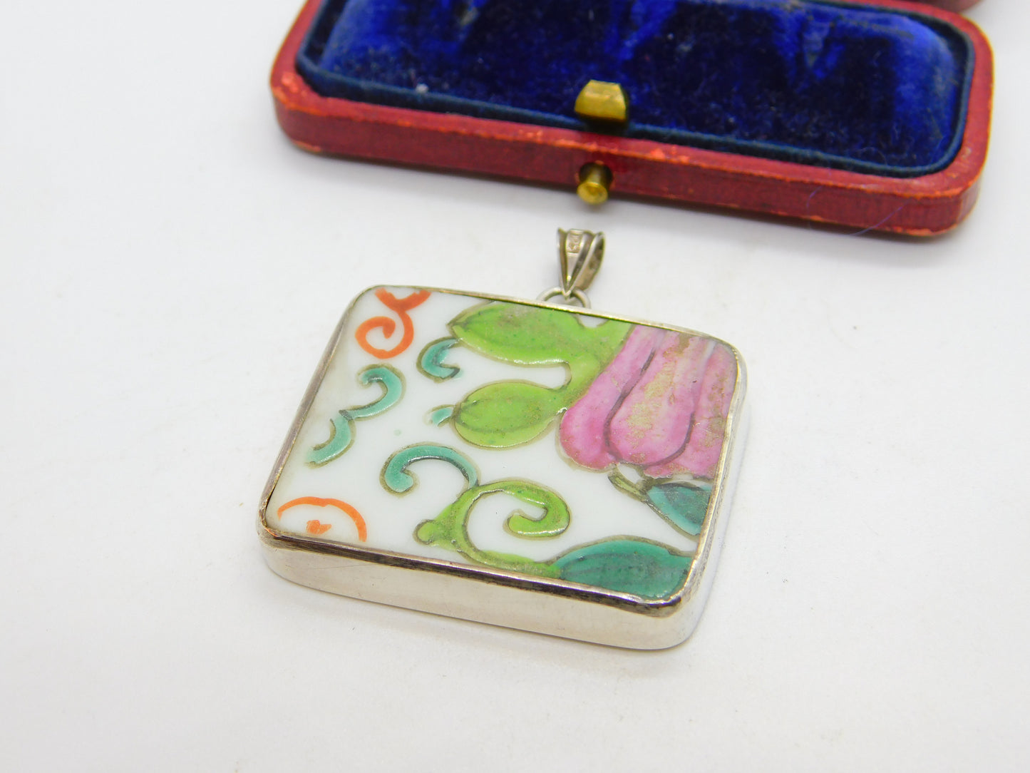 Chinese Sterling Silver Mounted Qing Dynasty Famille Rose Ceramic Pendant