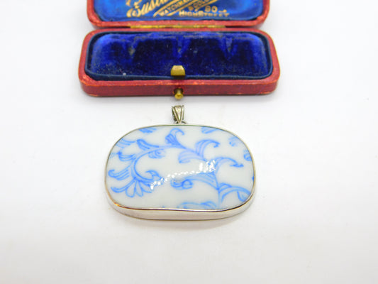 Sterling Silver Mounted Chinese Qing Dynasty Ceramic Pendant Antique