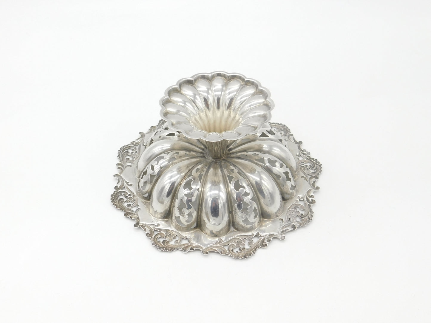 Edwardian Sterling Silver Pierced Large Pedestal Sweet Treat Dish 1904 Antique