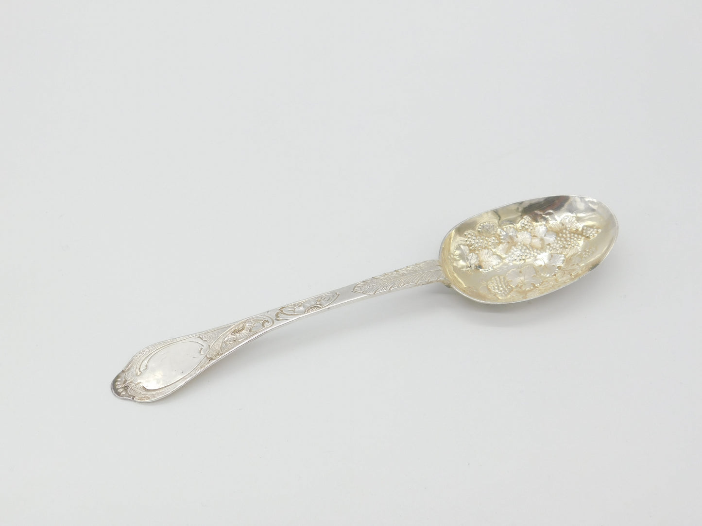 Queen Anne Britannia Silver Dog Nose Spoon Richard Hutchinson 1708 of Colchester