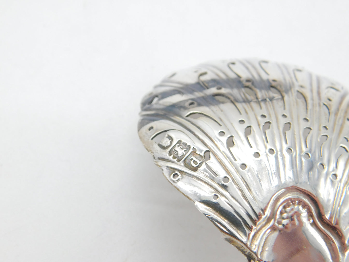 Victorian Sterling Silver Art Nouveau Shell Pattern Caster Spoon 1899 London