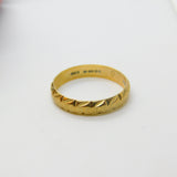 9ct Yellow Gold Essential Dotted Band Ring Vintage 1965 London Size Q UK