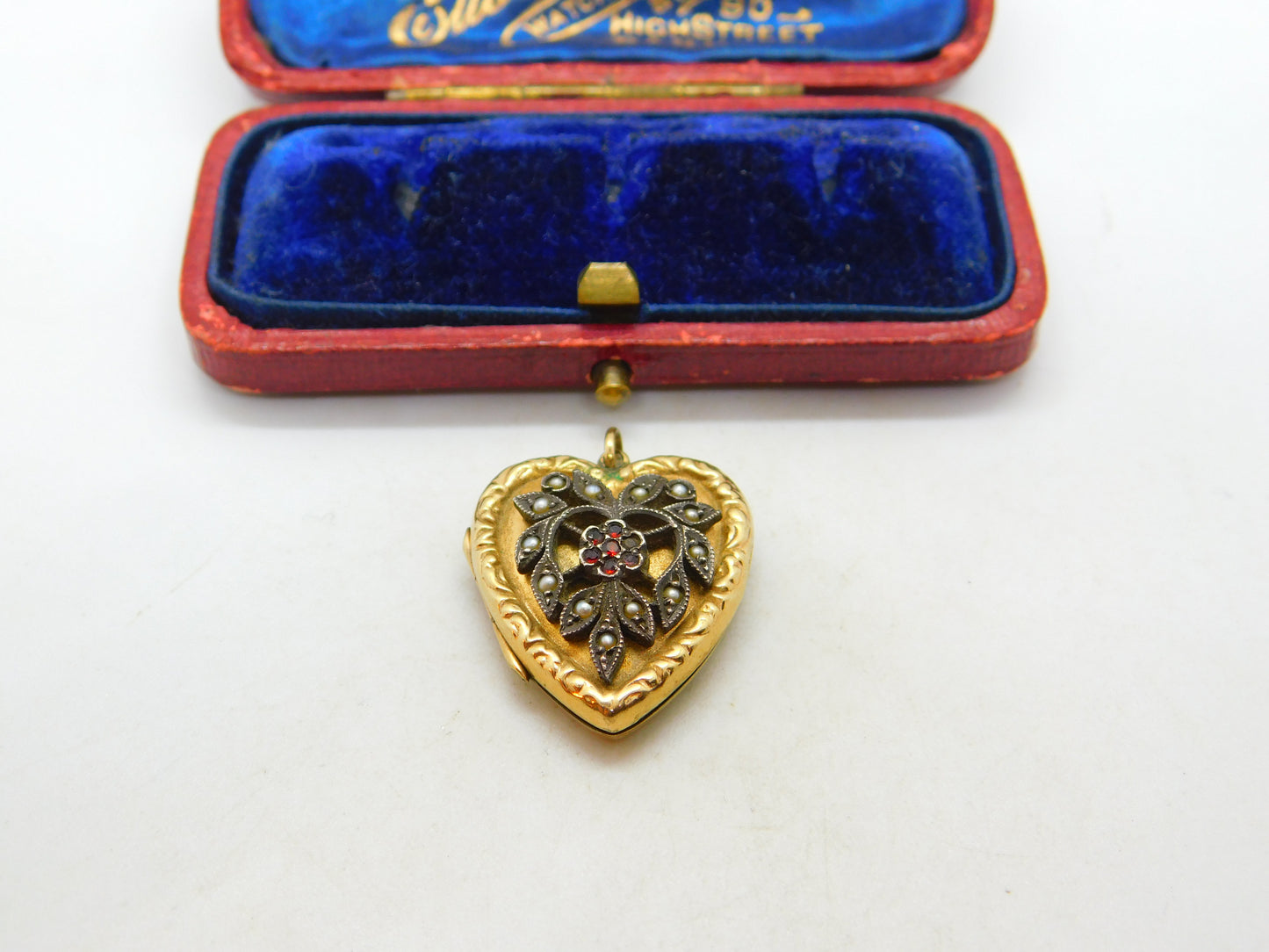 9ct Gold Back & Front, Seed Pearl & Garnet Heart Shaped Locket Antique c1920