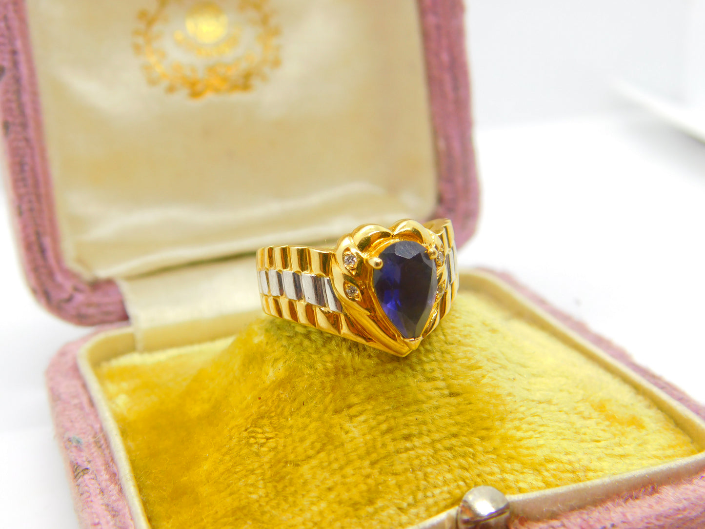 18ct Two-Tone Gold, Pear Cut Iolite & Diamond Heart Form Band Ring Vintage c1980