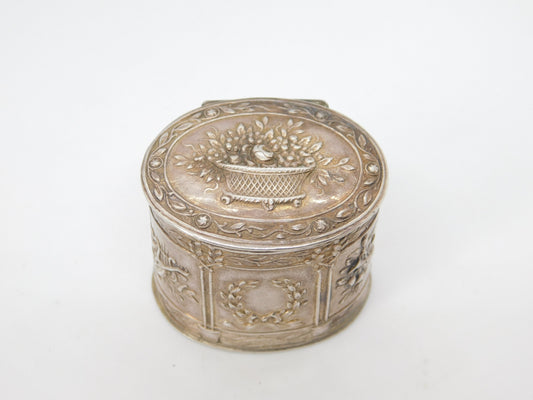 Edwardian Sterling Silver Renaissance Pattern Patch Box Antique 1904 Chester