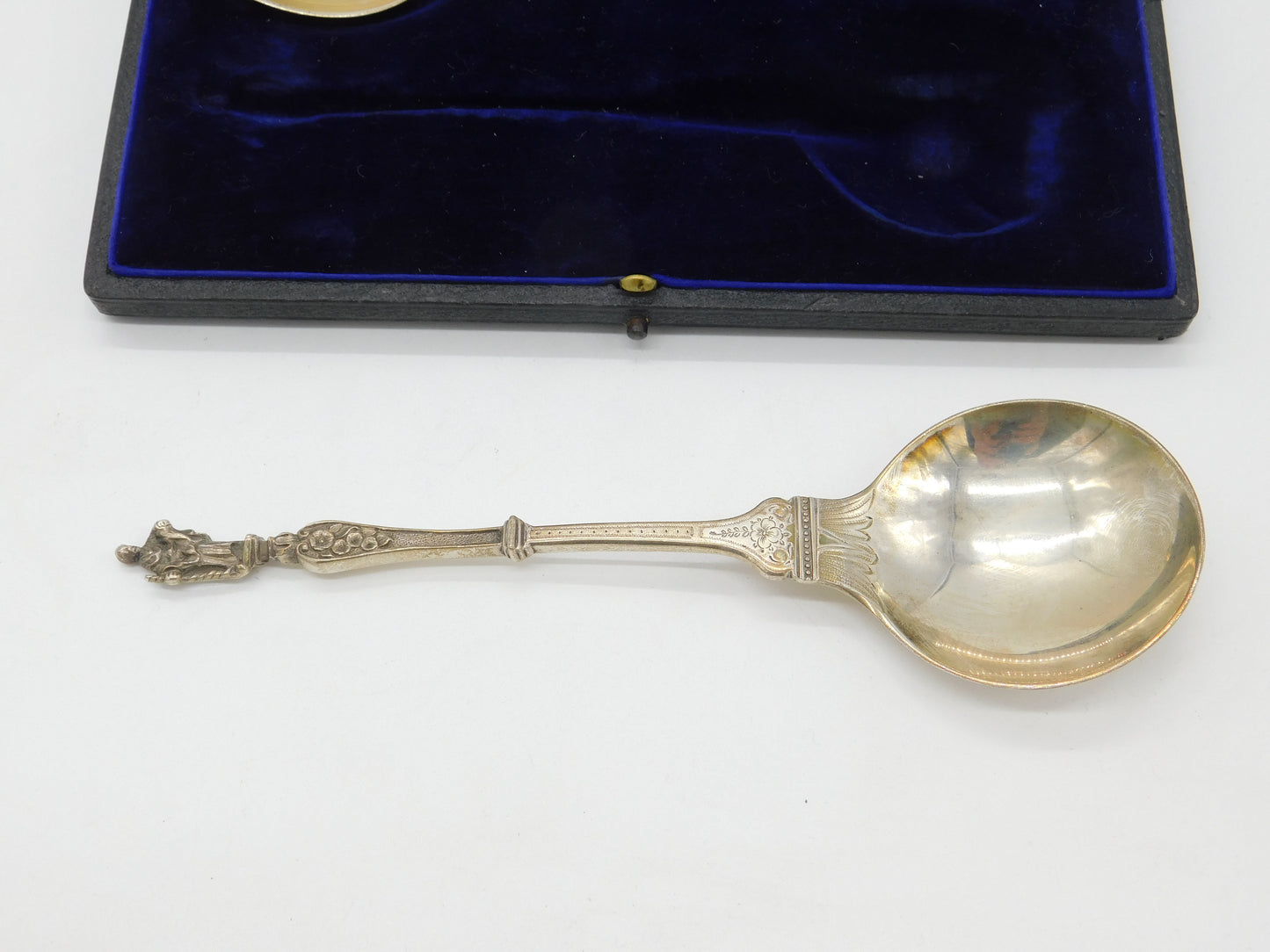 Edwardian Boxed Pair Sterling Silver Apostle Dessert Spoon 1902 London Antique