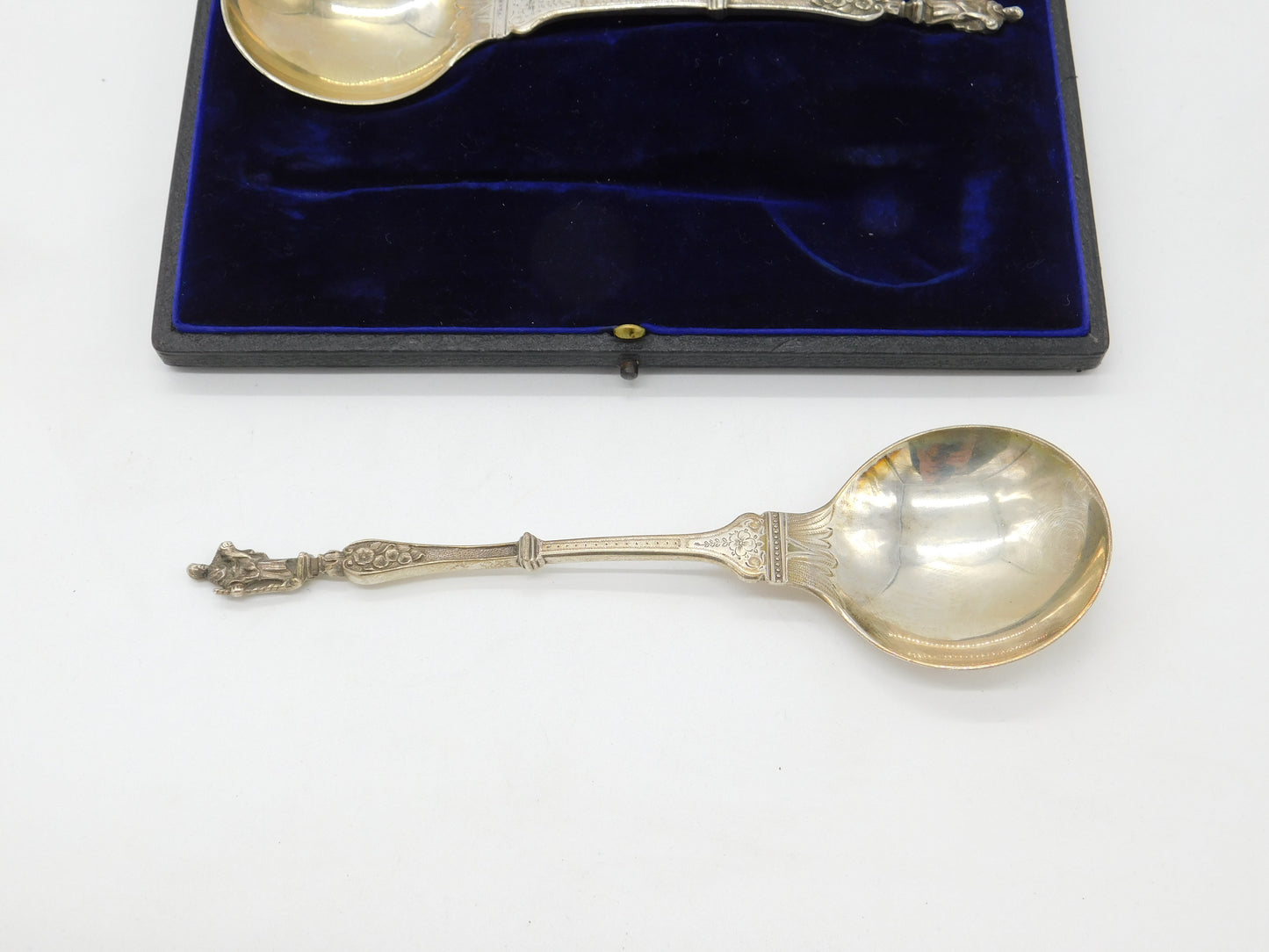 Edwardian Boxed Pair Sterling Silver Apostle Dessert Spoon 1902 London Antique