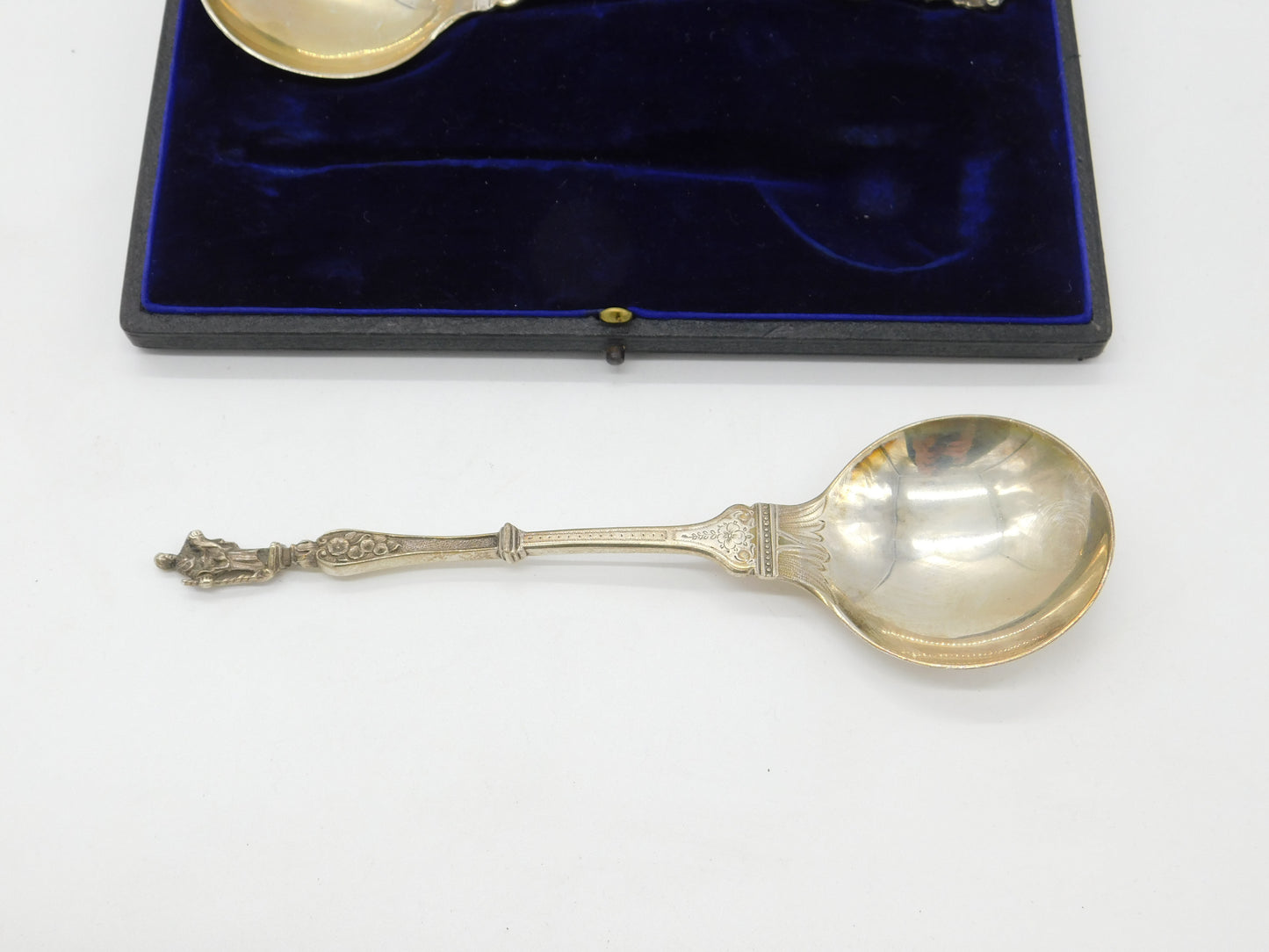 Edwardian Boxed Pair Sterling Silver Apostle Dessert Spoon 1902 London Antique