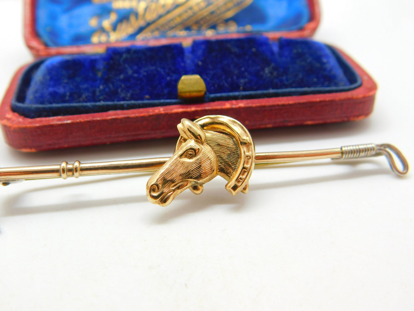 9ct Yellow Gold Hunting Crop, Shoe & Horses Head Stock Pin Brooch Antique