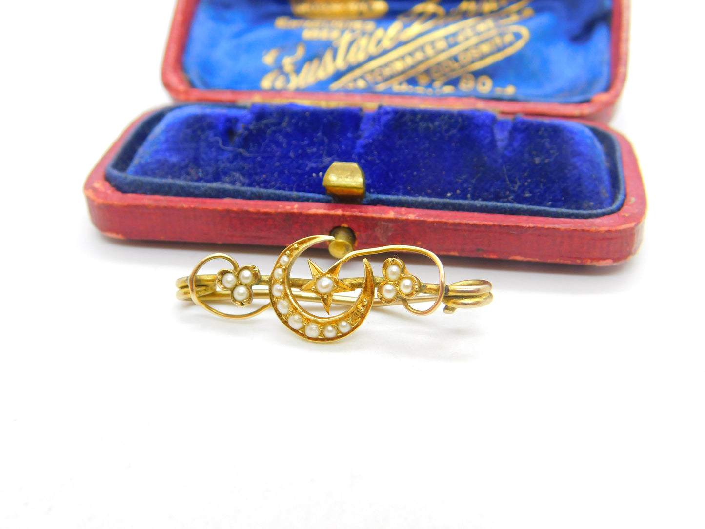 15ct Yellow Gold & Seed Pearl Shamrock & Crescent Brooch Antique c1890