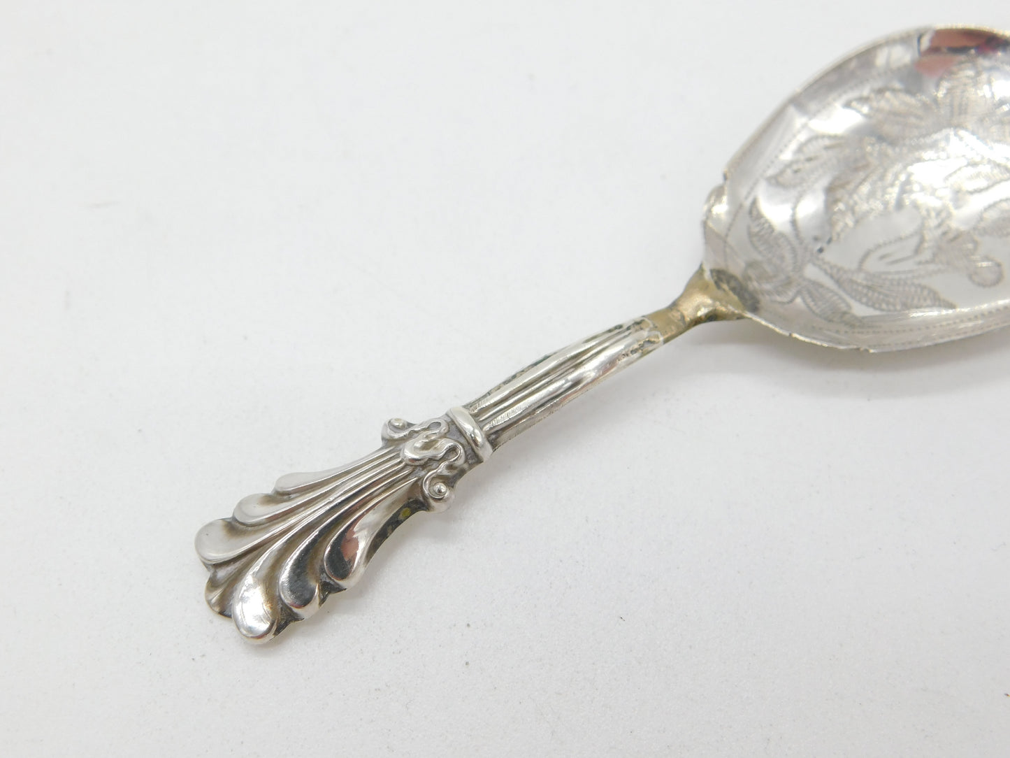 Georgian Sterling Silver Floral Tea Caddy Spoon 1832 Birmingham George Unite