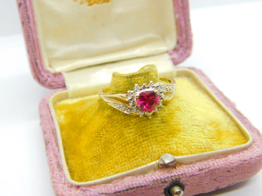 10ct Yellow Gold & Heart Cut Ruby Band Ring Vintage c1990 Size V UK