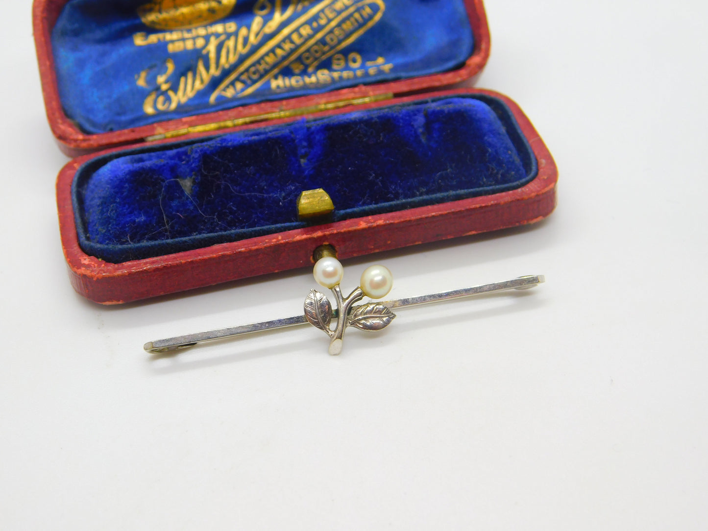 9ct White Gold & Pearl Set Spring Flower Bar Brooch Antique c1920 Art Deco