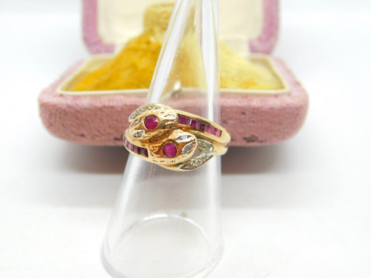 9ct Gold Baguette Ruby & Diamond Twisted Snake Serpant Ring Vintage c1980