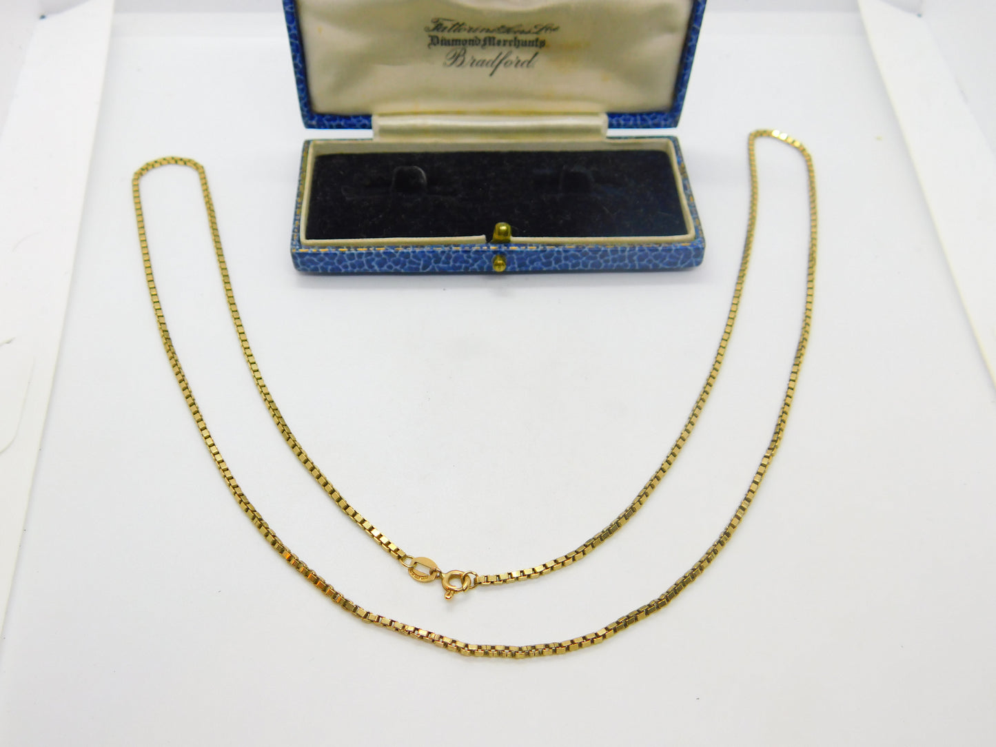 9ct Yellow Gold Essential Box Chain Necklace 24" Length Vintage 1984 London