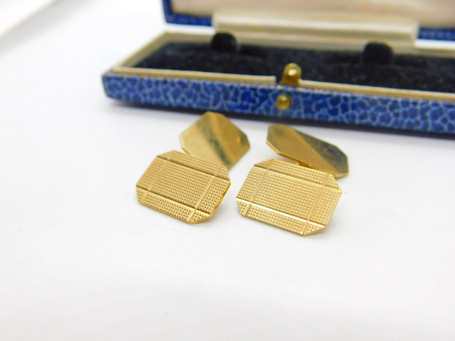 9ct Yellow Gold Gents Engine Turned Cufflinks Antique 1941 Birmingham Art Deco