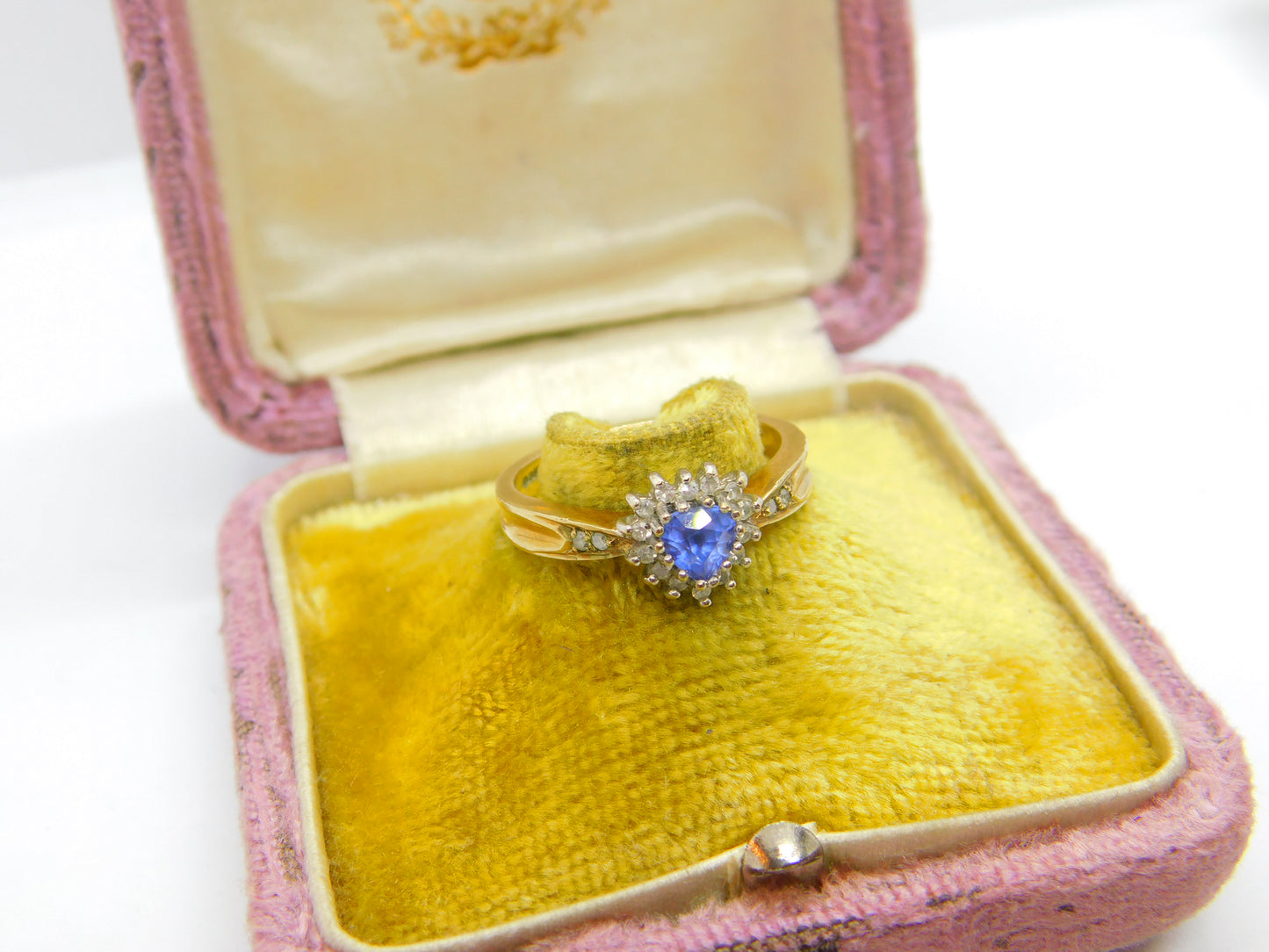 9ct Yellow Gold Heart Shaped Sapphire & Diamond Band Ring Vintage c1980