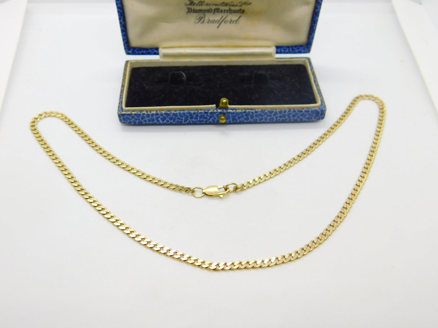 9ct Yellow Gold Essential Flat Curb Link Chain Necklace 16" Length Vintage c1970