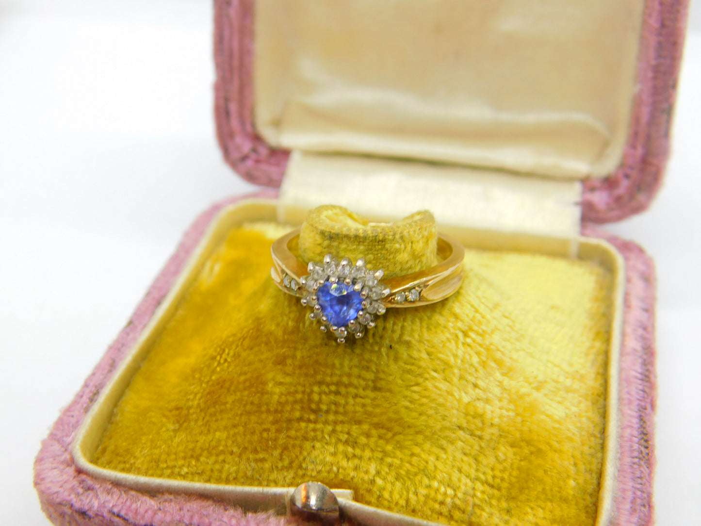 9ct Yellow Gold Heart Shaped Sapphire & Diamond Band Ring Vintage c1980