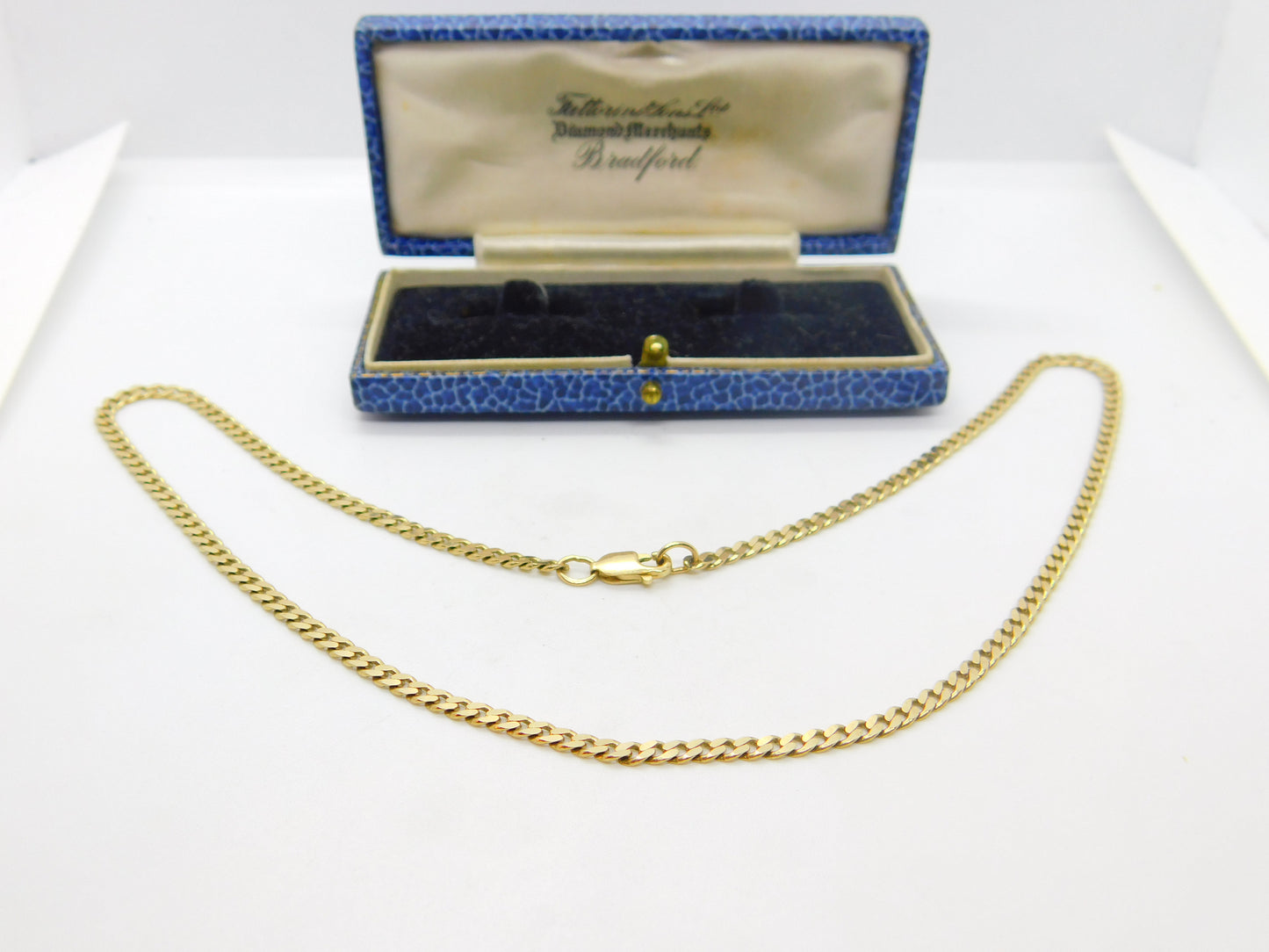 9ct Yellow Gold Essential Flat Curb Link Chain Necklace 16" Length Vintage c1970