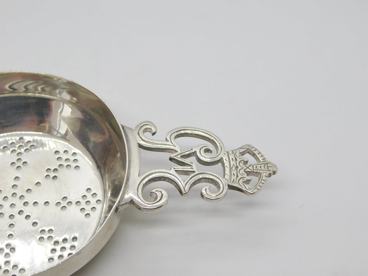 Sterling Silver King George IV Coronation Tea Strainer Antique 1936 Sheffield