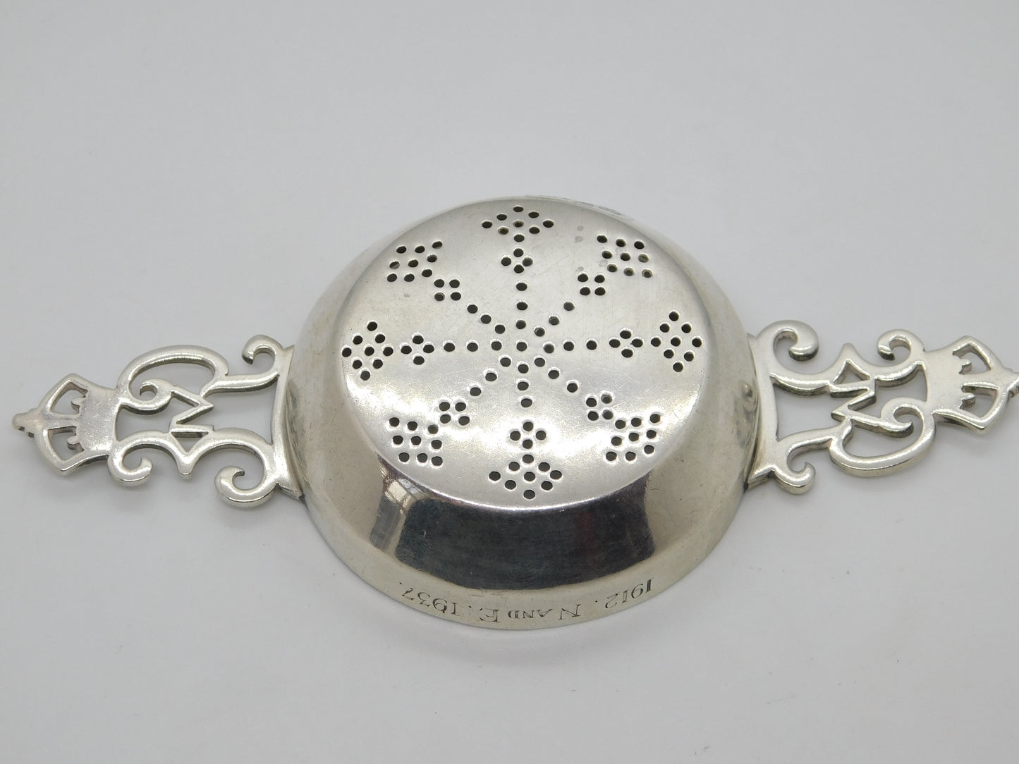 Sterling Silver King George IV Coronation Tea Strainer Antique 1936 Sheffield