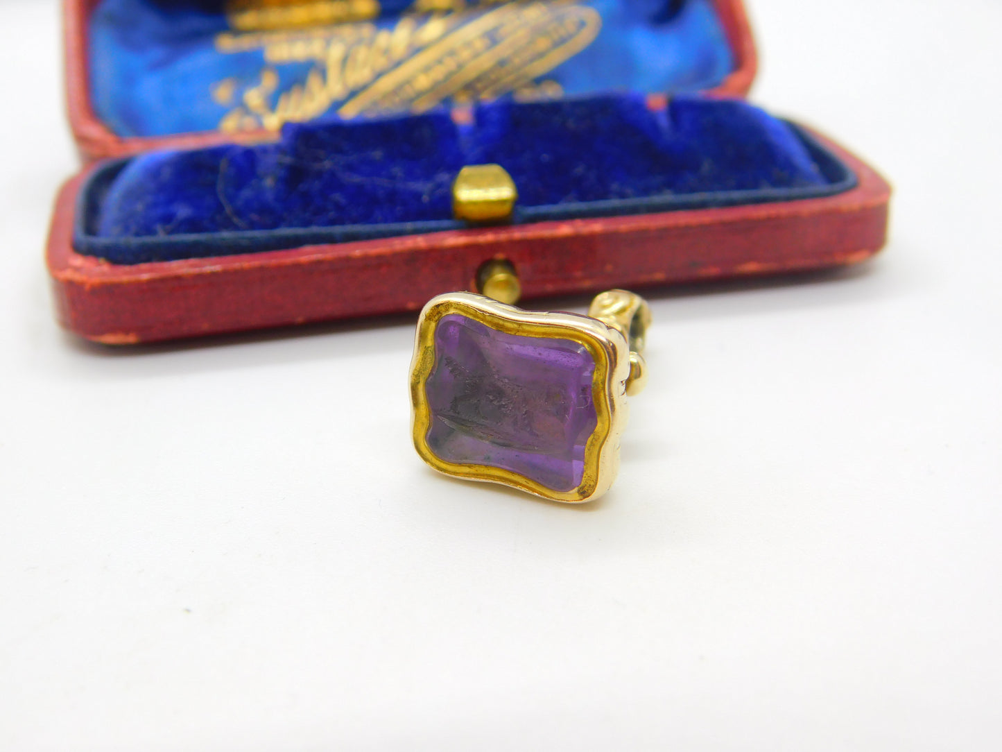 Victorian 15ct Yellow Gold Carved Amethyst Retriever Dog Intaglio Fob Seal c1860