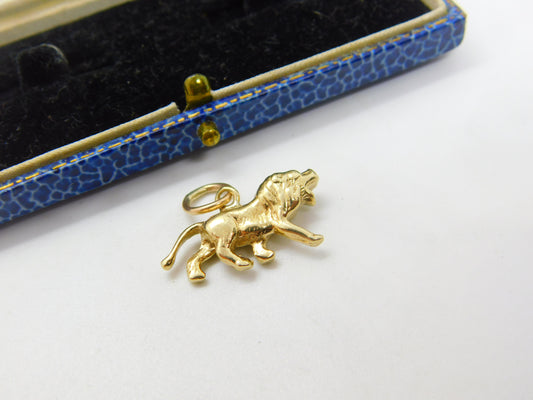 9ct Yellow Gold Leo Zodiac or Lion Charm Pendant Antique c1940 Art Deco