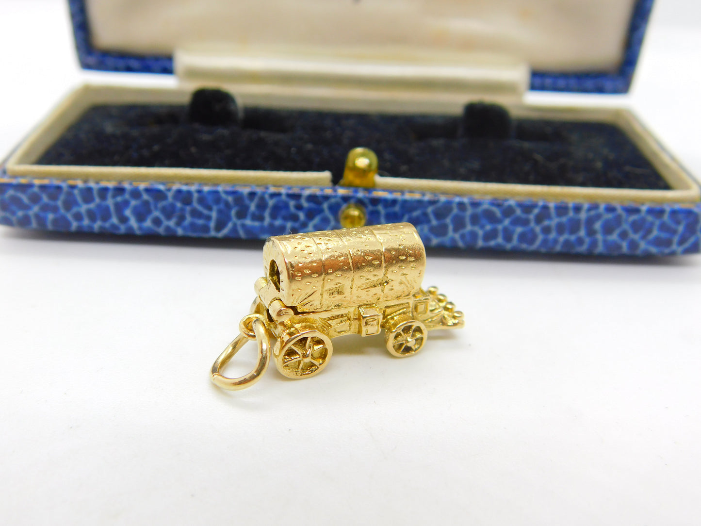 9ct Yellow Gold Opening Travelling Wagon Caravan Charm Vintage 1961 London