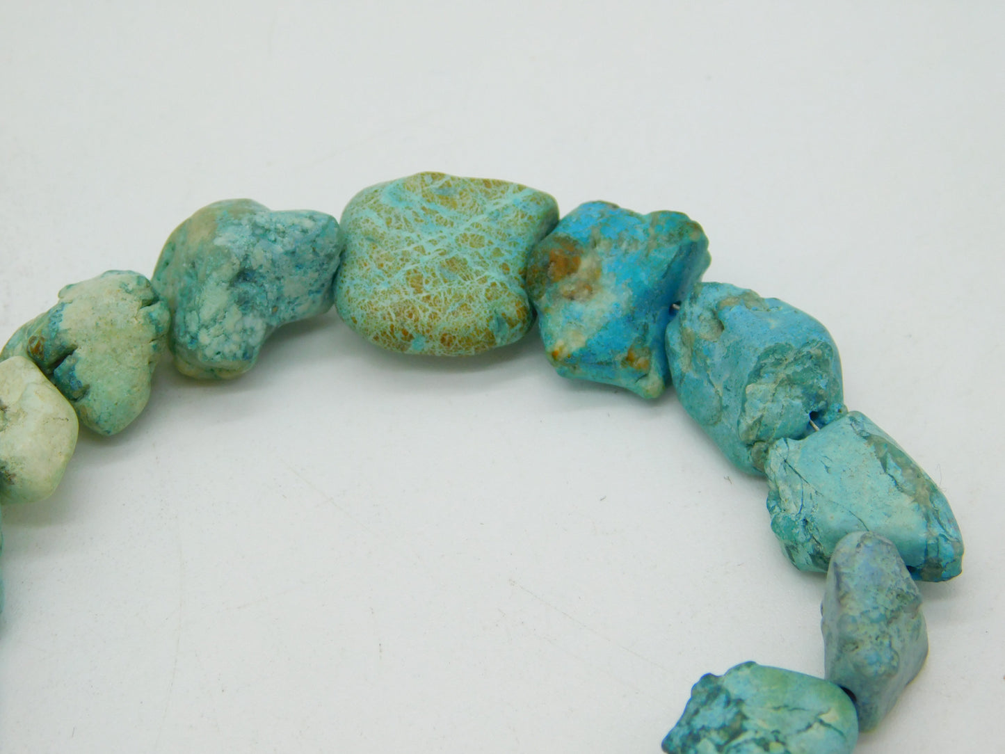 20th Century 9ct Gold Raw Turquoise Beaded Necklace Vintage c1970 52cm