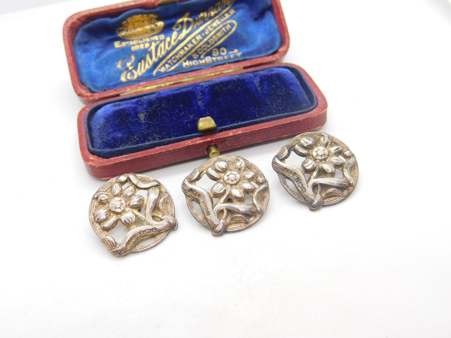 Edwardian Set of Three Sterling Silver Daisy Flower Buttons 1904 Birmingham