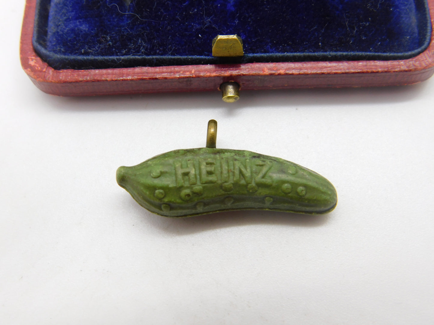 Gilt Metal & Enamel Heinz Pickle or Gherkin Advertising Charm Vintage c1970