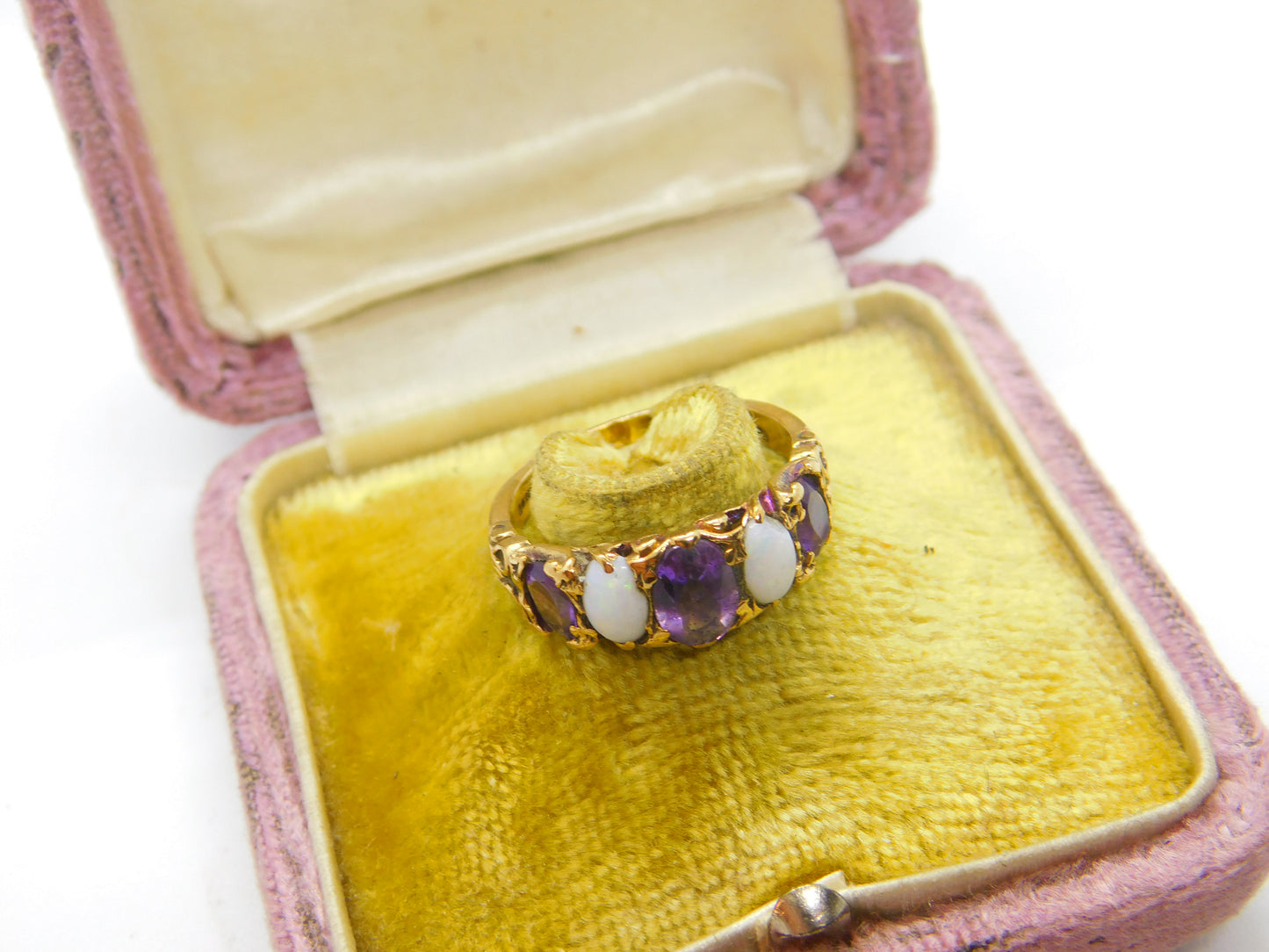 9ct Yellow Gold, Cabochon Opal & Amethyst Boat Ring Vintage 1972 London