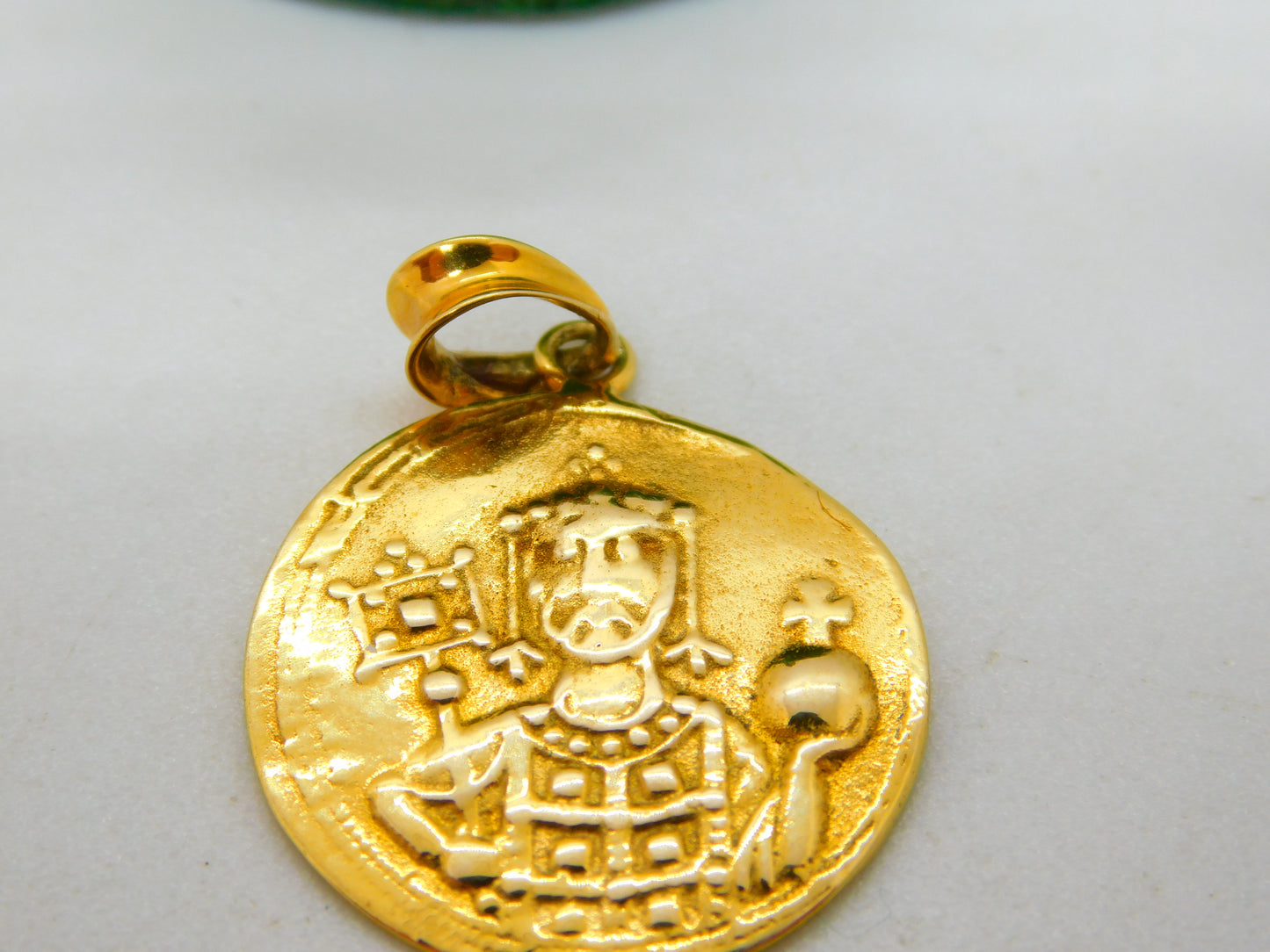 14ct Yellow Gold Ancient Byzantine Constantine Style Coin Pendant Vintage c1970