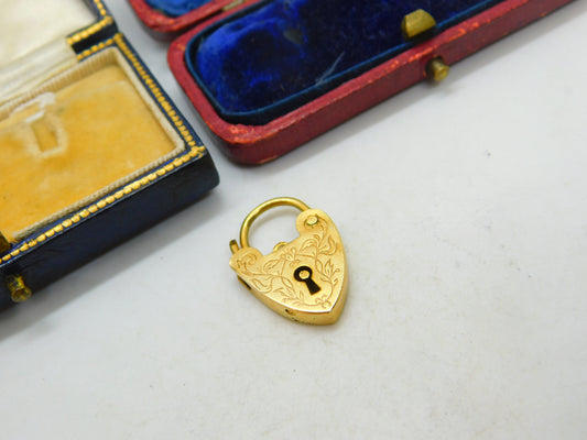 9ct Yellow Gold Floral Etched Heart Lock Padlock Charm Vintage 1970 London