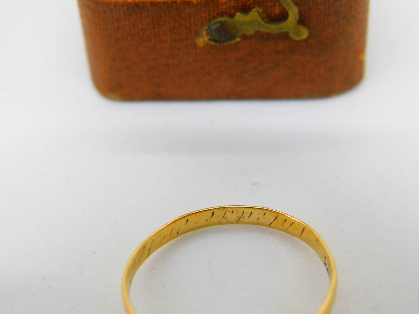 Georgian 18ct Gold Coral Set Inscribed Posy Ring Antique c1780 London