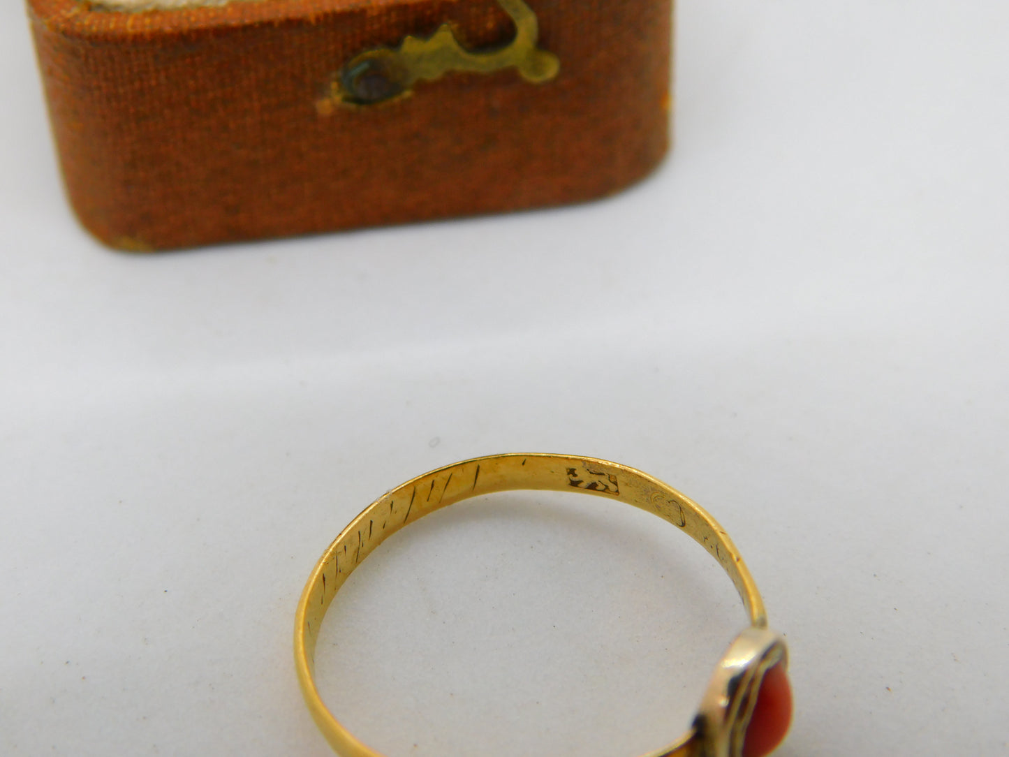 Georgian 18ct Gold Coral Set Inscribed Posy Ring Antique c1780 London