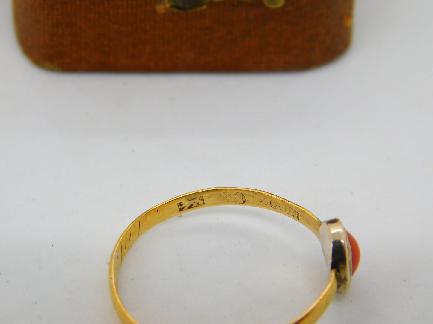 Georgian 18ct Gold Coral Set Inscribed Posy Ring Antique c1780 London