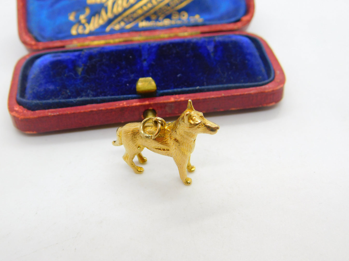 9ct Yellow Gold German Shepard Dog Charm Pendant 1986 Birmingham Vintage